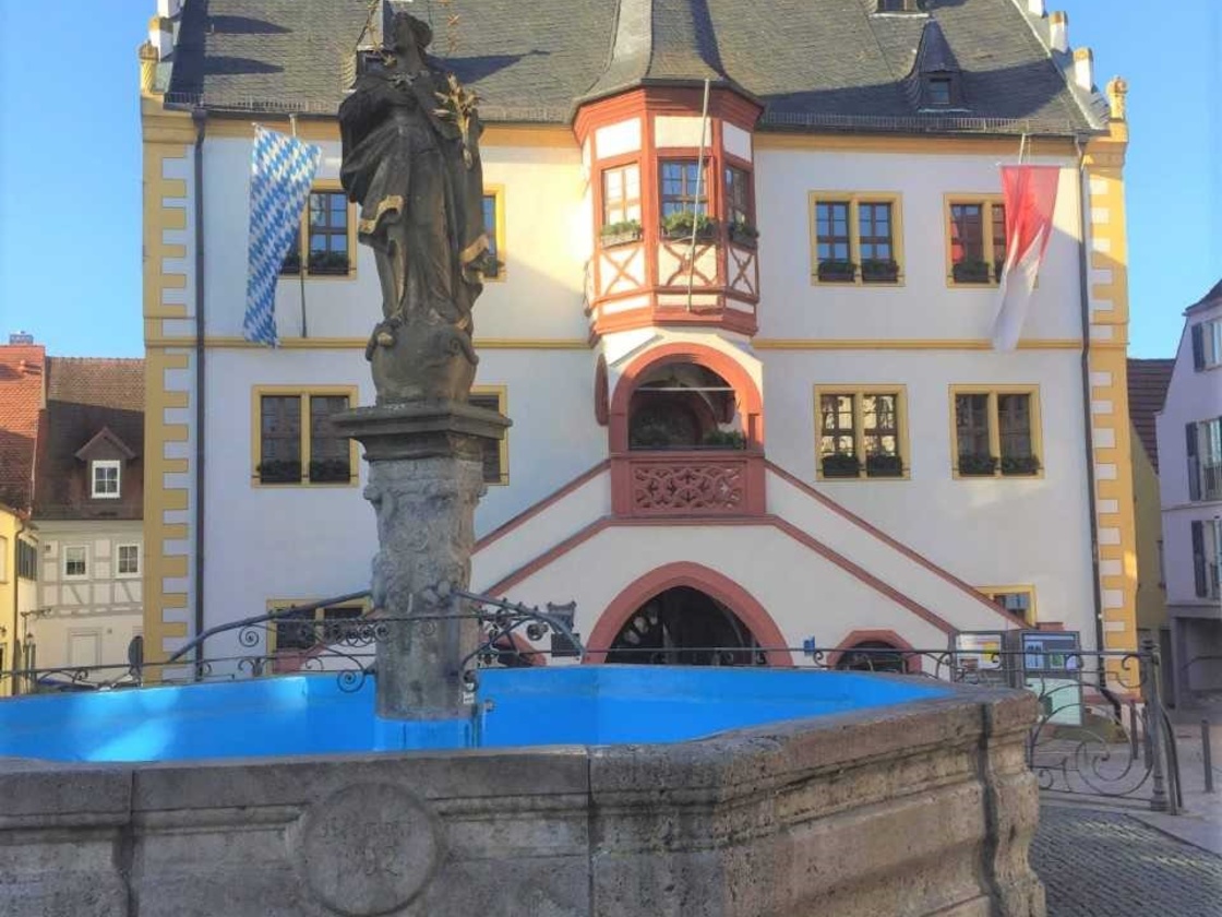 Bild Volkacher Rathaus ab 14. Juni 2021 wieder für den Parteiverkehr geöffnet